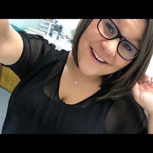 Meet your Posher, Paulina